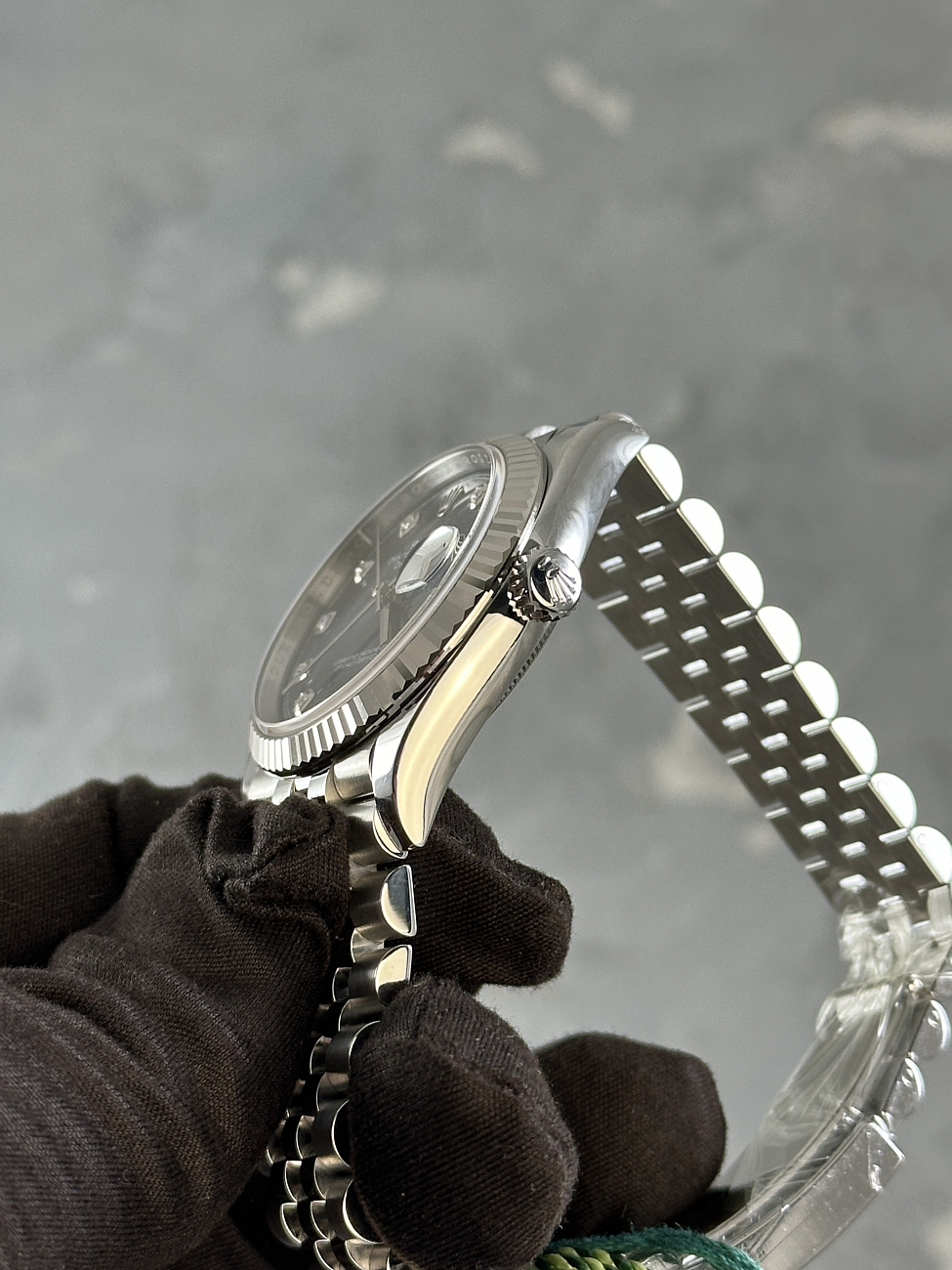 Часы Rolex  Datejust 36 Mm Blue Dial Diamond Index  126234