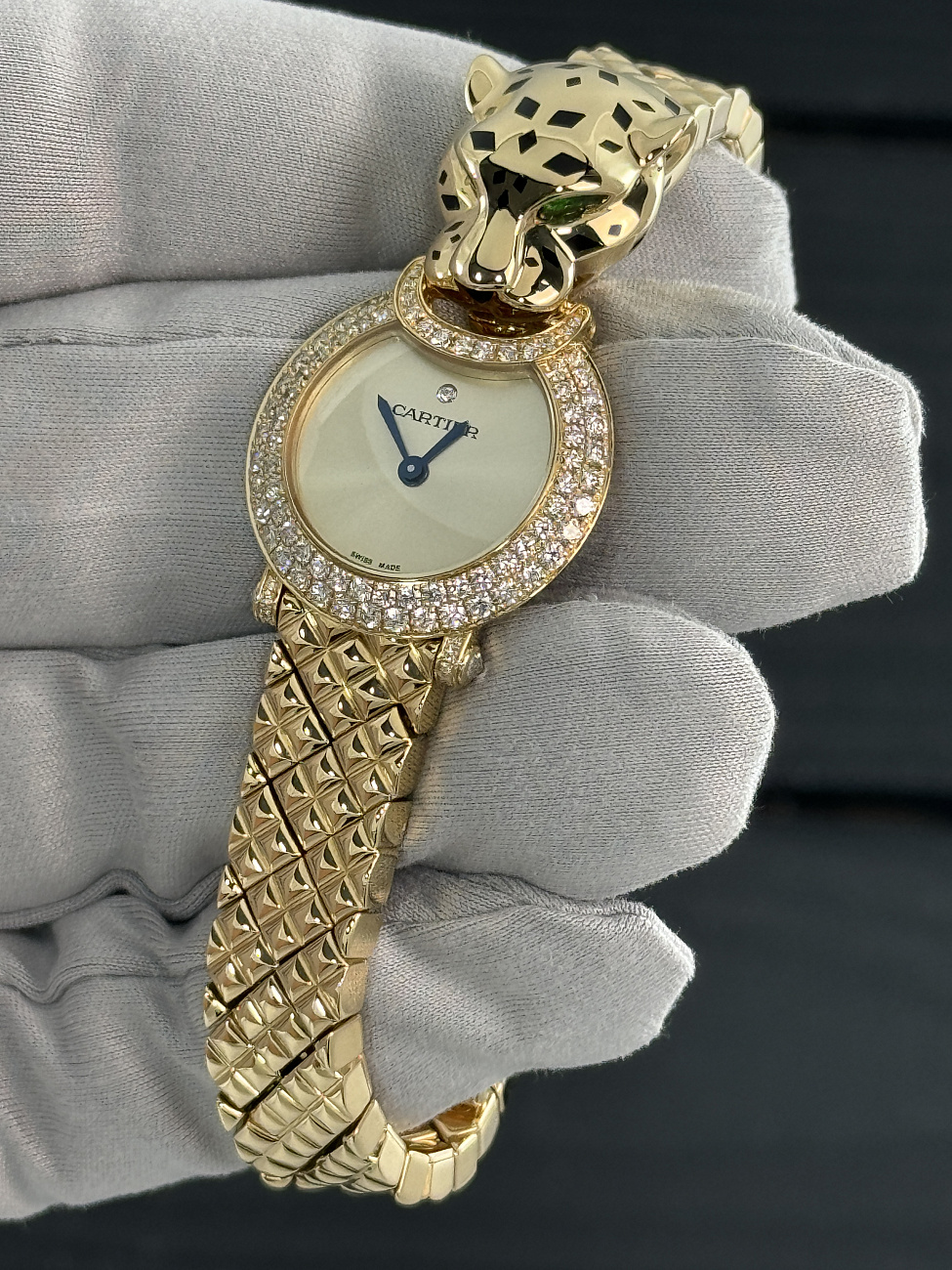 Часы Cartier  La Panthère De Cartier  HPI01526