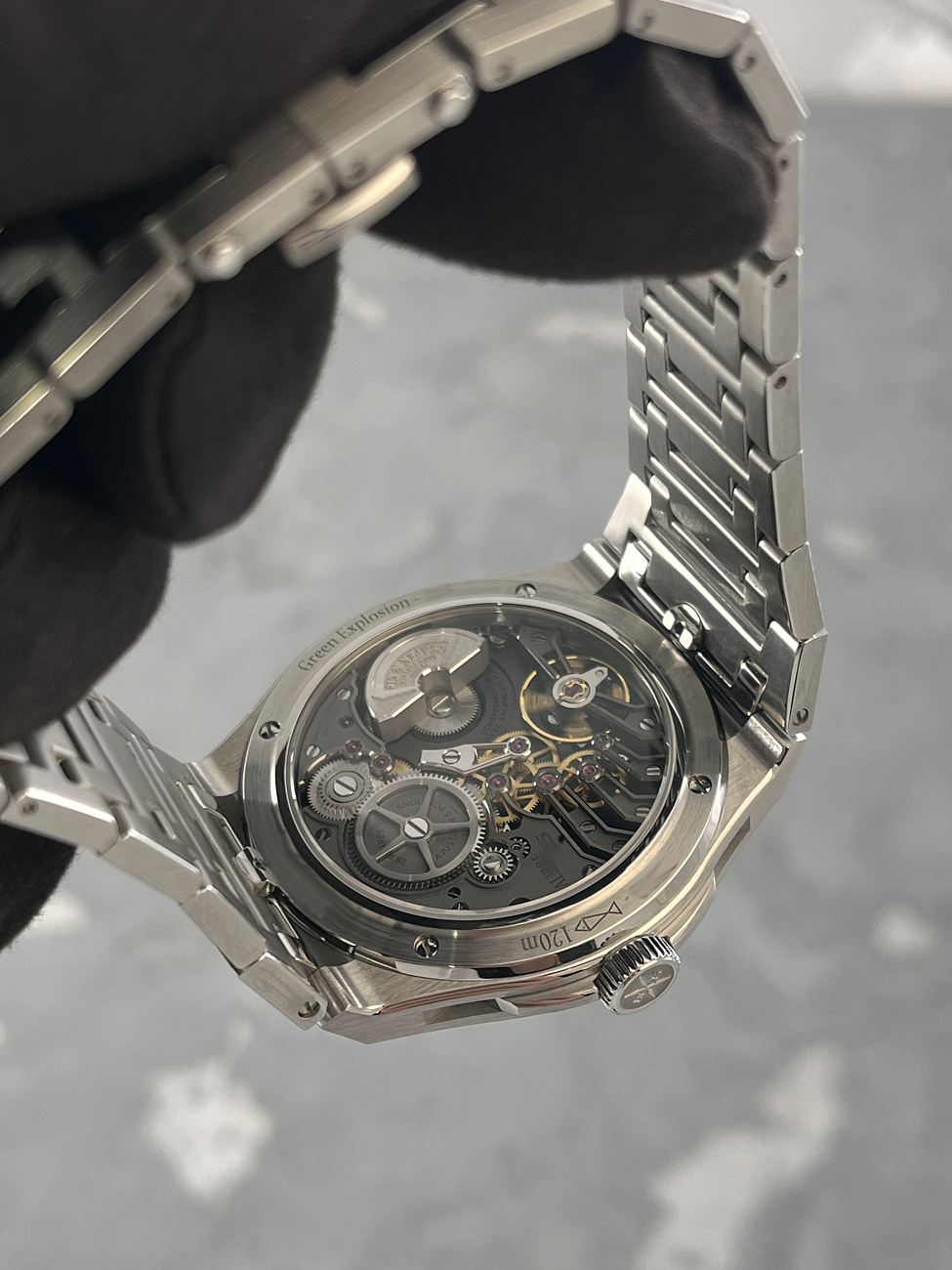 Часы Czapek  Antarctique Green Explosion Limited Edition  ANTARCTIQUE PASSAGE 