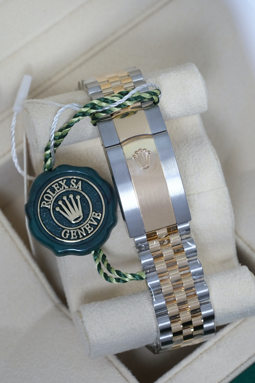 Часы Rolex  Oyster Perpetual Datejust Ii Wimbledon  126333