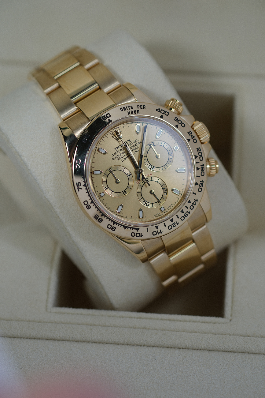 Часы Rolex  Cosmograph Daytona 40Mm Yellow Gold  116508
