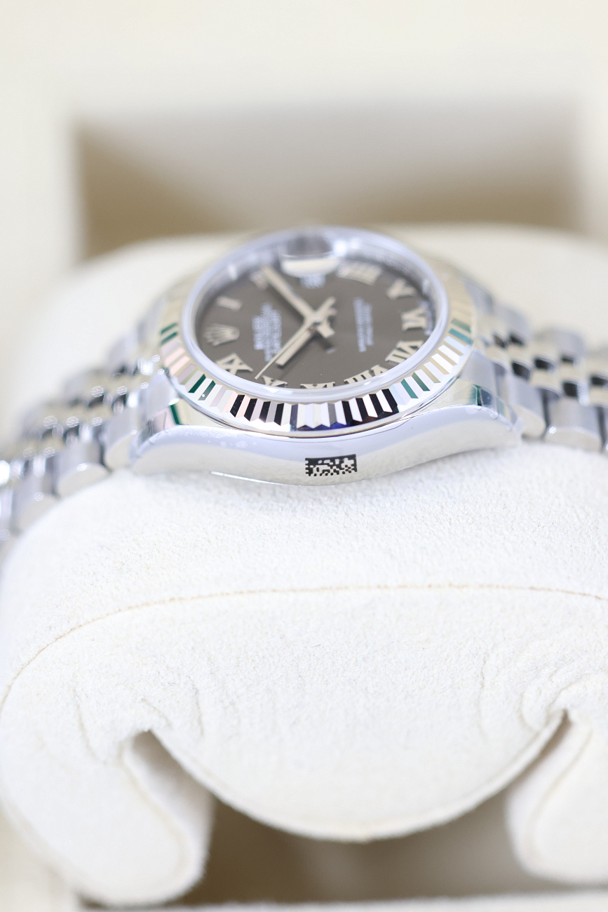 Часы Rolex  Lady-Datejust 28 Oyster Dark Grey Dial  279174