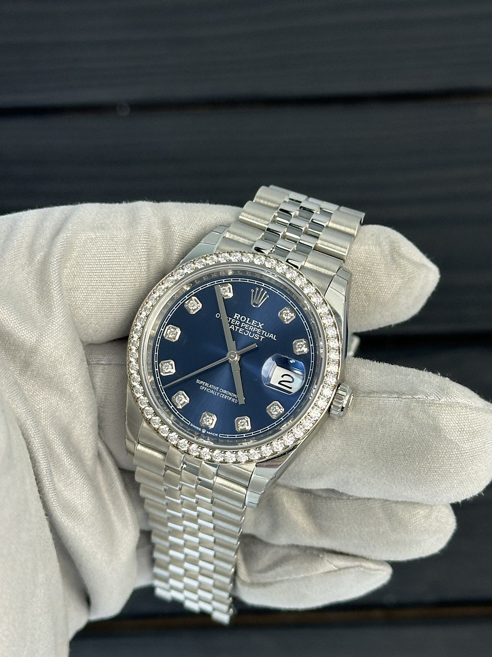 Часы Rolex  Oyster Perpetual Datejust 36 Diamonds Bezel Blue Dial  126284RBR