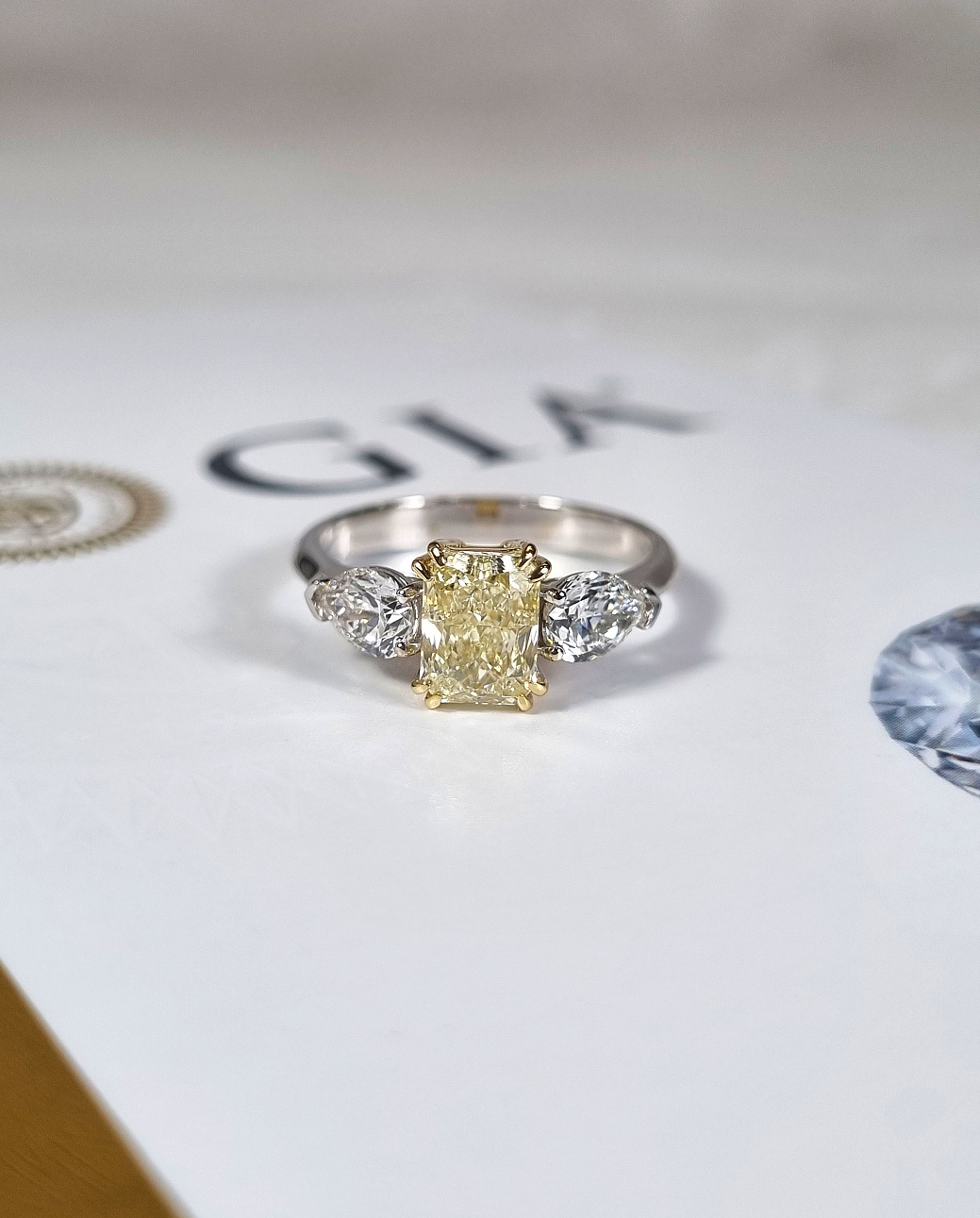 Украшение NO NAME  Кольцо С Бриллиантом 1,51 Ct. W To X Range/Vs2   