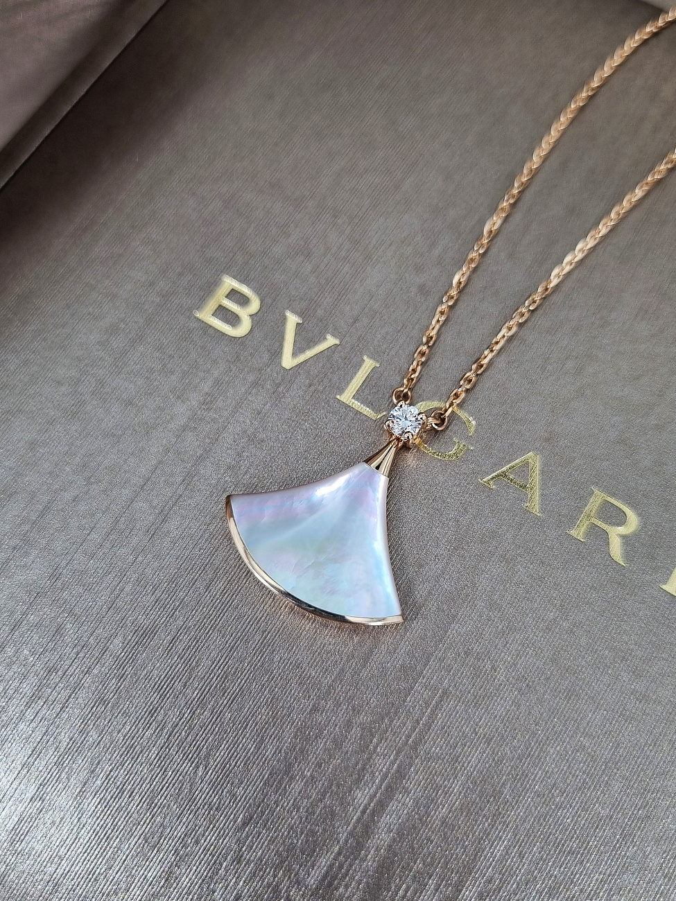 Украшение Bvlgari  Divas’ Dream Necklace 350062  350062 
