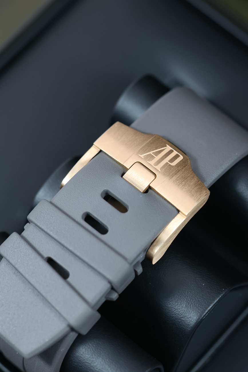 Часы Audemars Piguet  Royal Oak Offshore Michael Schumacher Rose Gold Titanium Limited Edition  26568OM.OO.A004CA.01