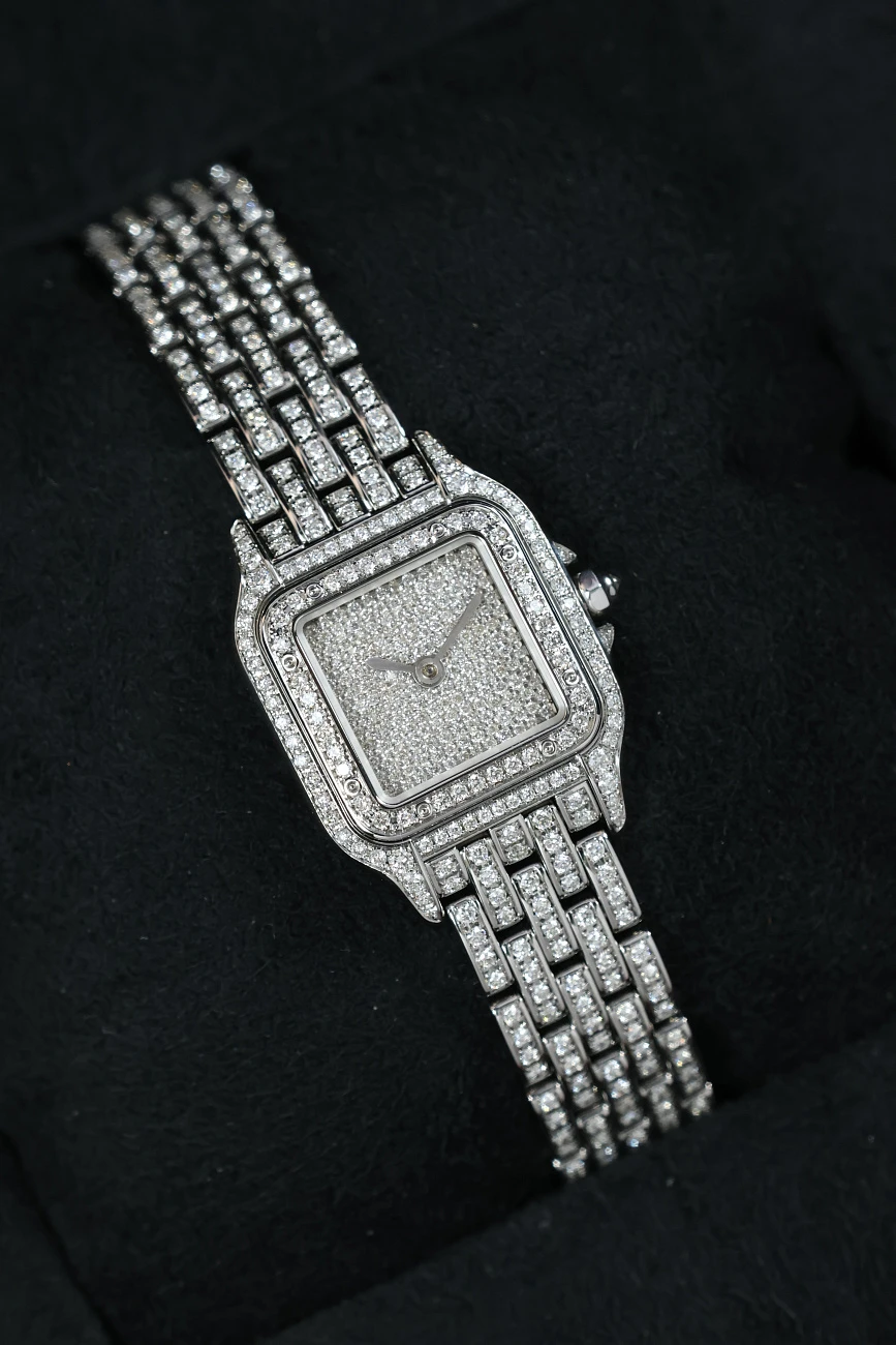 Часы Cartier  Small Panthere De Cartier Custom Diamonds Full Pave  HPI01801 FIX