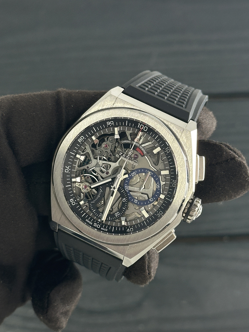 Часы Zenith  Defy El Primero Titanium 44 Mm  95.9000.9004/78.R782