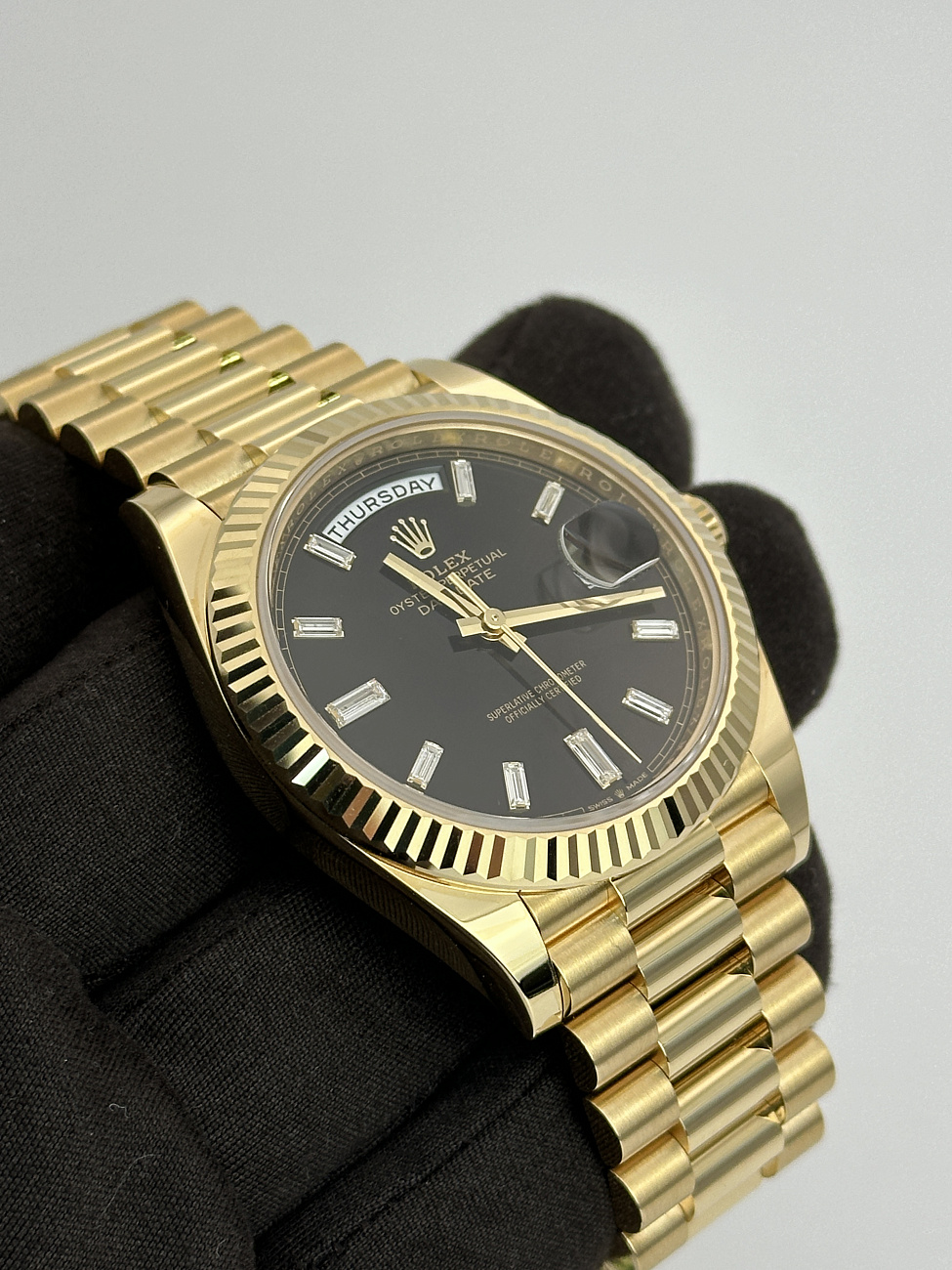 Часы Rolex  Day Date Yellow Gold Diamonds  228238-0004