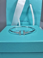 Украшение Tiffany &amp; Co  Браслет Tiffany T  60010749 