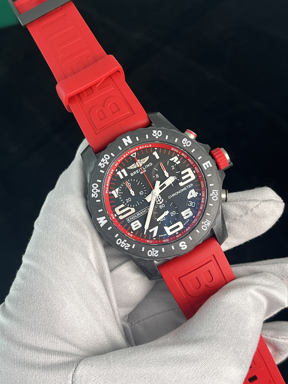 Часы Breitling  Endurance Pro Breitlight®  X82310D91B1S1