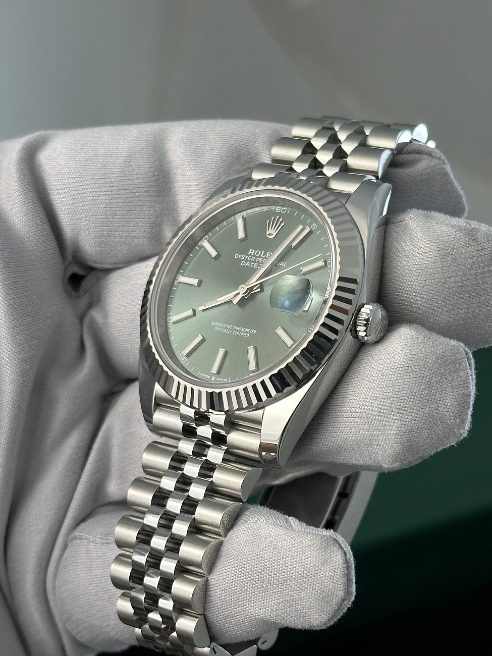 Часы Rolex  - Datejust 41Mm Mint Green 2023  126334-0028