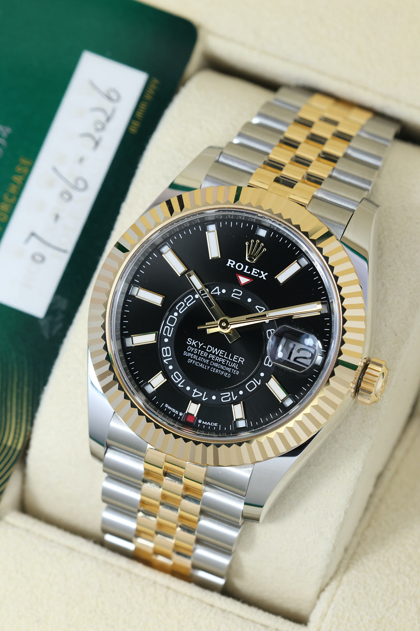 Часы Rolex  Sky-Dweller 42Mm Steel And Yellow Black Dial  336933