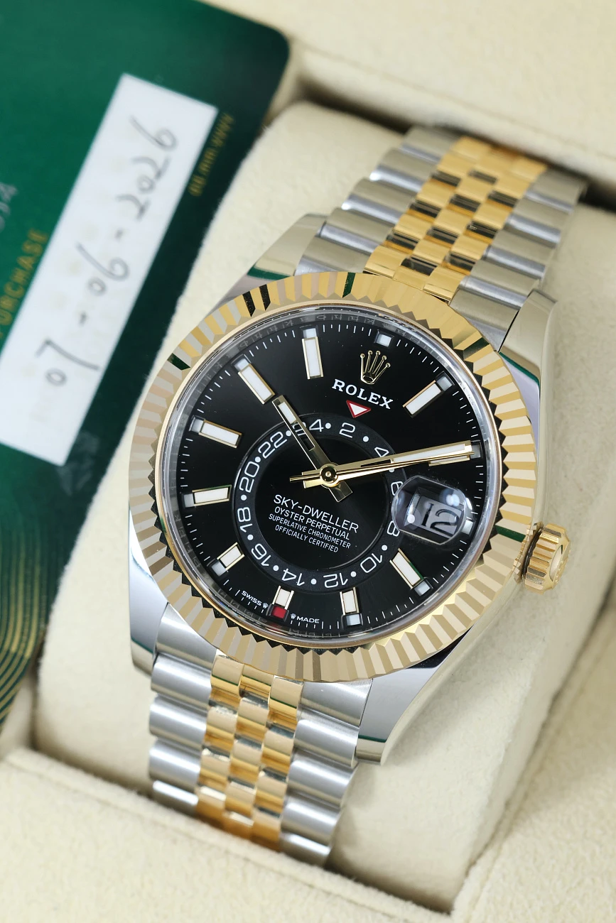 Часы Rolex  Sky-Dweller 42Mm Steel And Yellow Black Dial  336933