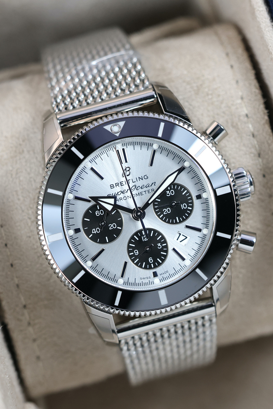 Часы Breitling  Superocean Heritage B01 Chronograph 44  AB0162121G1A1