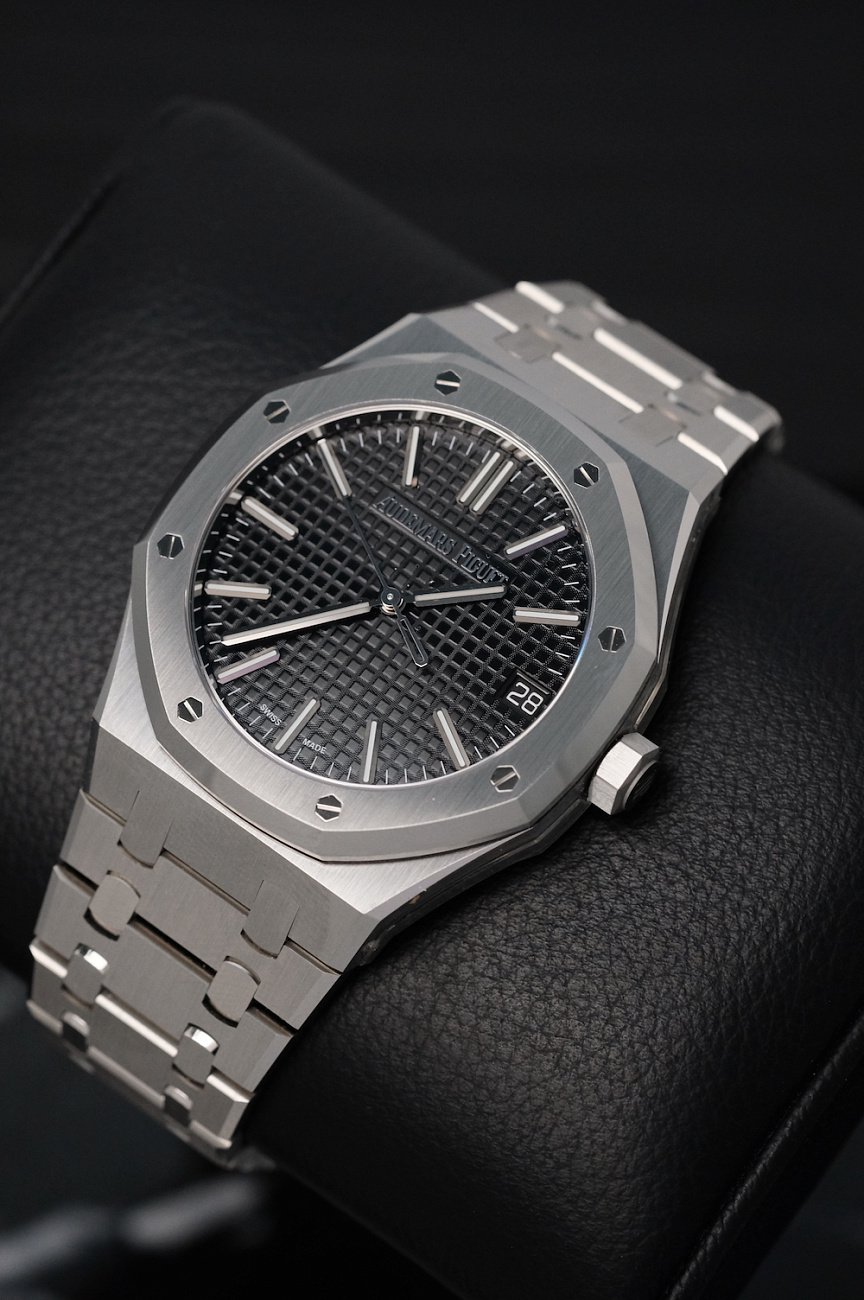 Audemars Piguet в наличии в Москве в &quot;Мануфактуре&quot;! 