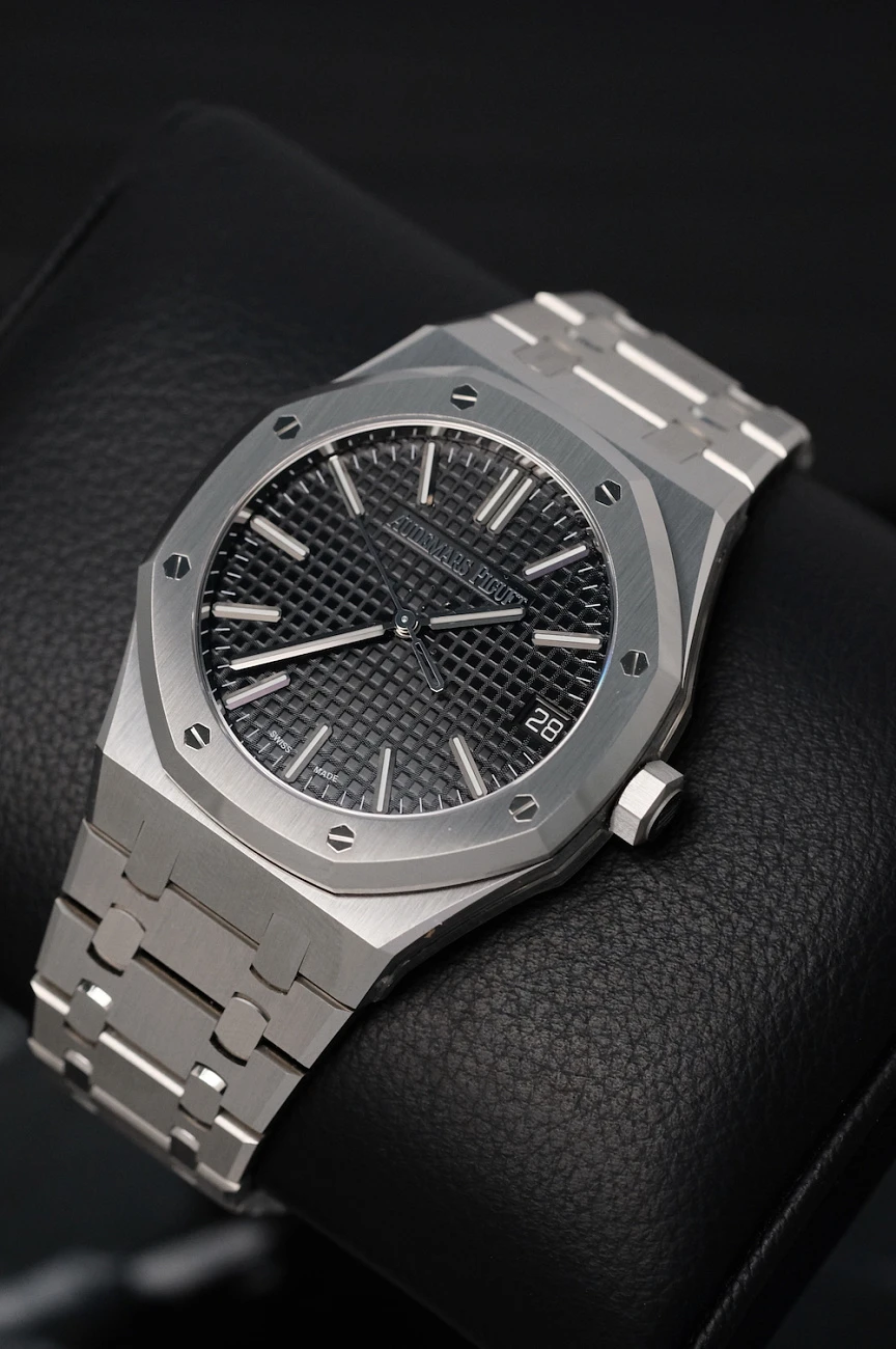Часы Audemars Piguet  Royal Oak Selfwinding 41Mm  15510ST.OO.1320ST.07