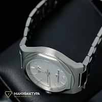 Часы Girard-Perregaux  Laureato Heritage 41 Mm Limited Edition 225  81000-11-131-11A