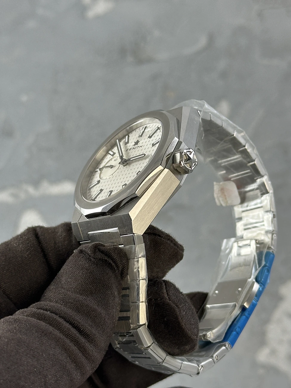 Часы Zenith  Defy Skyline White Dial  03.9300.3620/01.I001