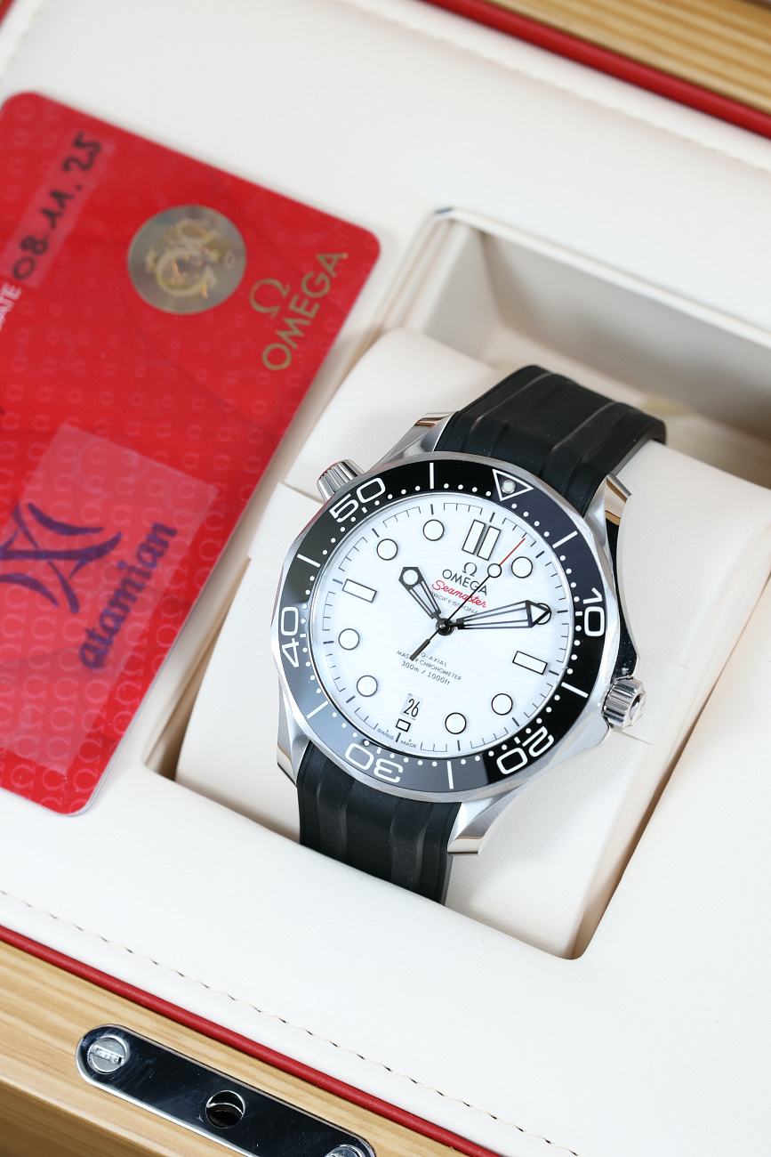 Заказать Omega  Seamaster Diver 300 M Co-Axial Chronometer 42 Mm  210.32.42.20.04.001