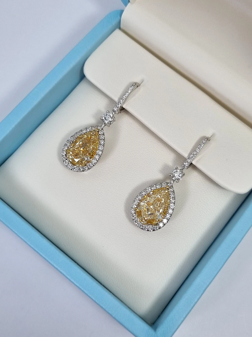 Украшение GIA  Серьги С Бриллиантами 5,16/5,03 Ct.   
