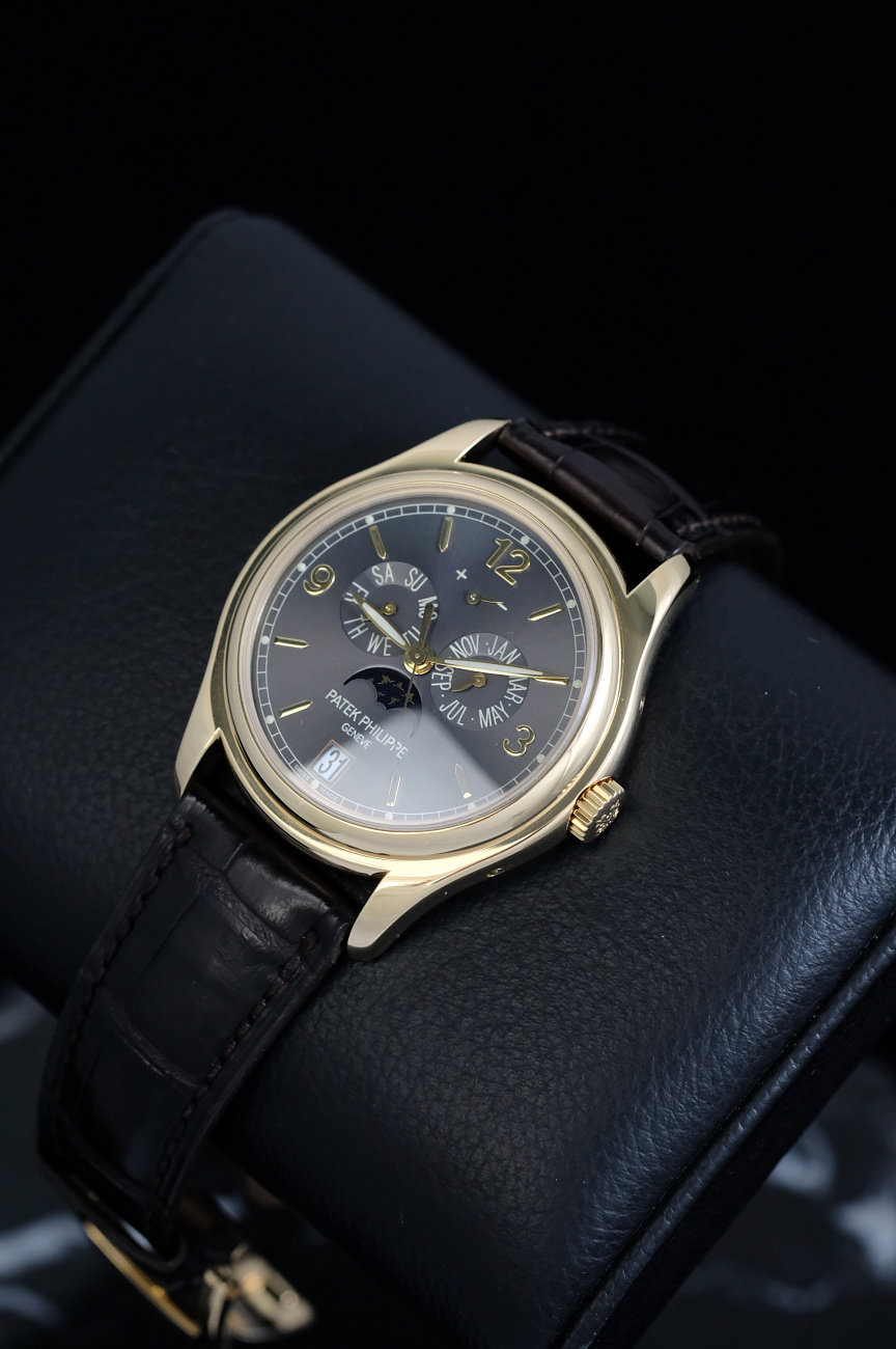 Часы Patek Philippe  Complicated Watches  5146J-010