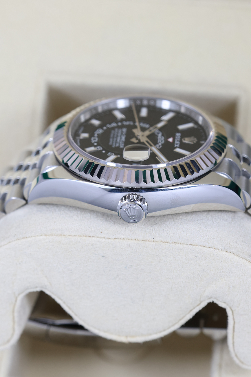 Часы Rolex  Sky-Dweller Steel Black Dial  336934