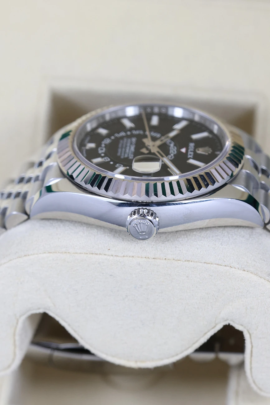 Часы Rolex  Sky-Dweller Steel Black Dial  336934