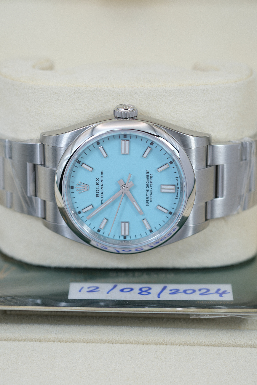Часы Rolex  Oyster Perpetual 36Mm Tiffany Dial  126000