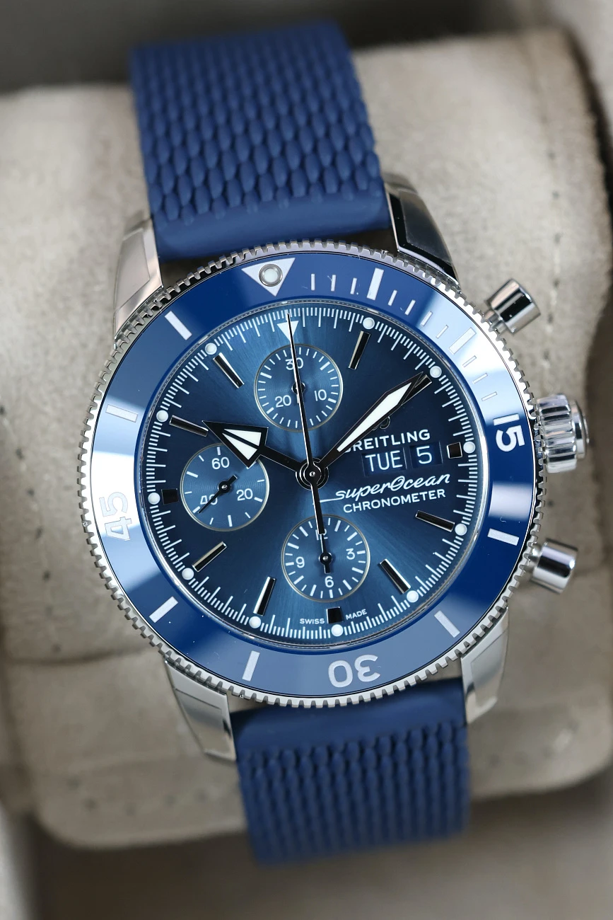 Часы Breitling  Superocean Heritage Chronograph 44  A13313161C1S1