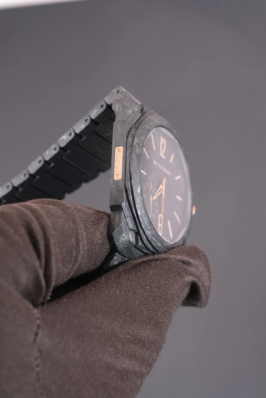 Часы Bvlgari  Octo Finissimo Carbon Gold Automatic  103779