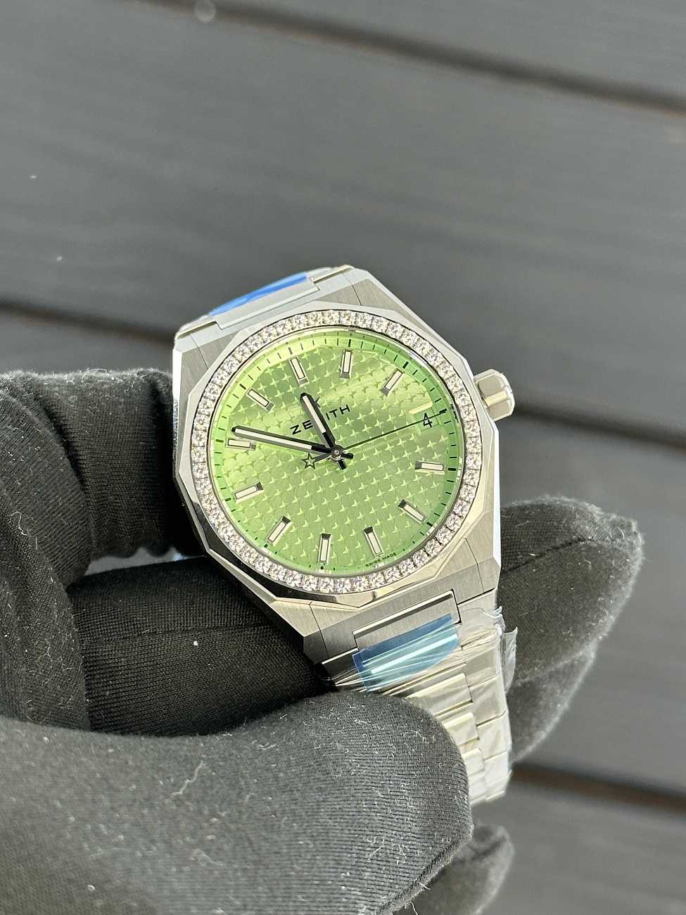 Часы Zenith  Defy Skyline 36Mm  16.9400.670/61.L001