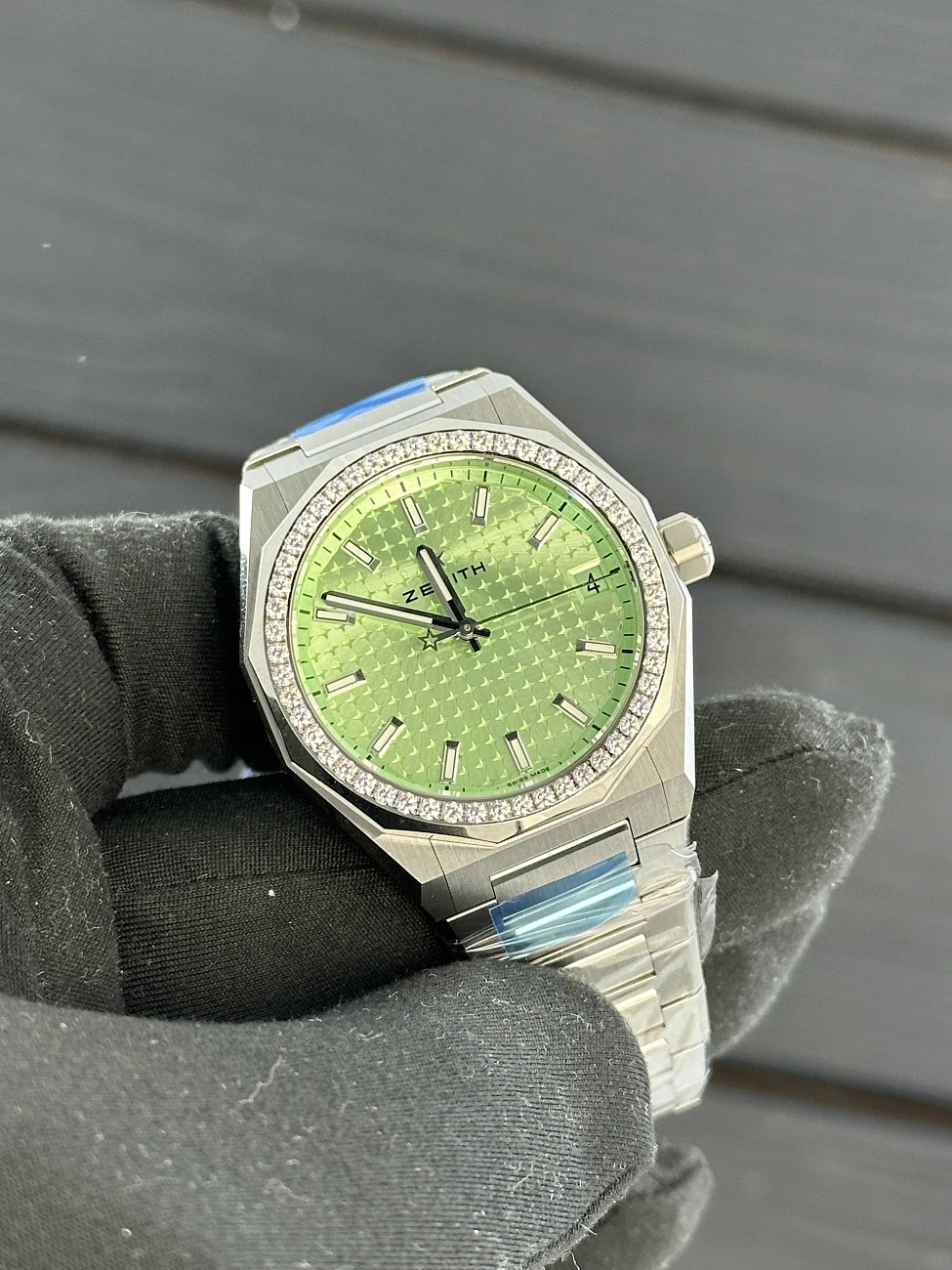 Часы Zenith  Defy Skyline 36Mm  16.9400.670/61.L001