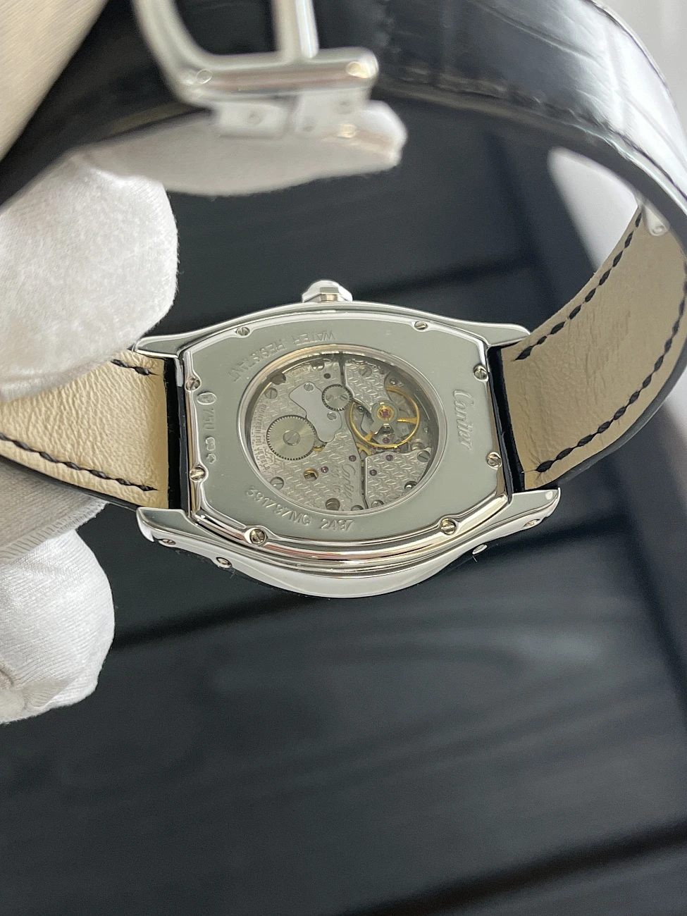 Часы Cartier  Tortue White Gold Diamond  WA504351