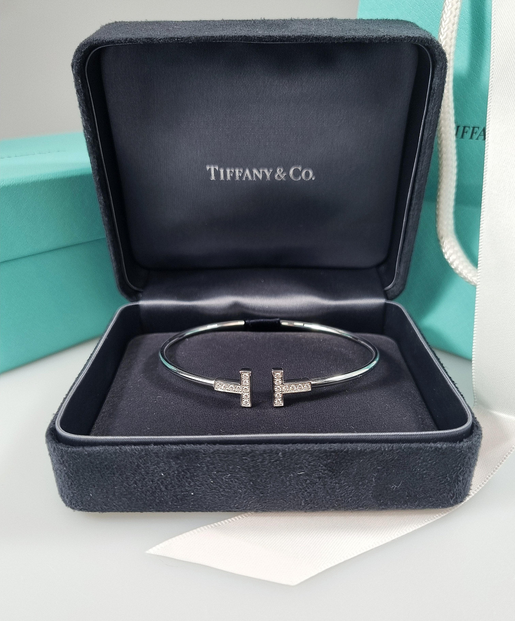 Украшение Tiffany & Co  Браслет Tiffany T  60010749 