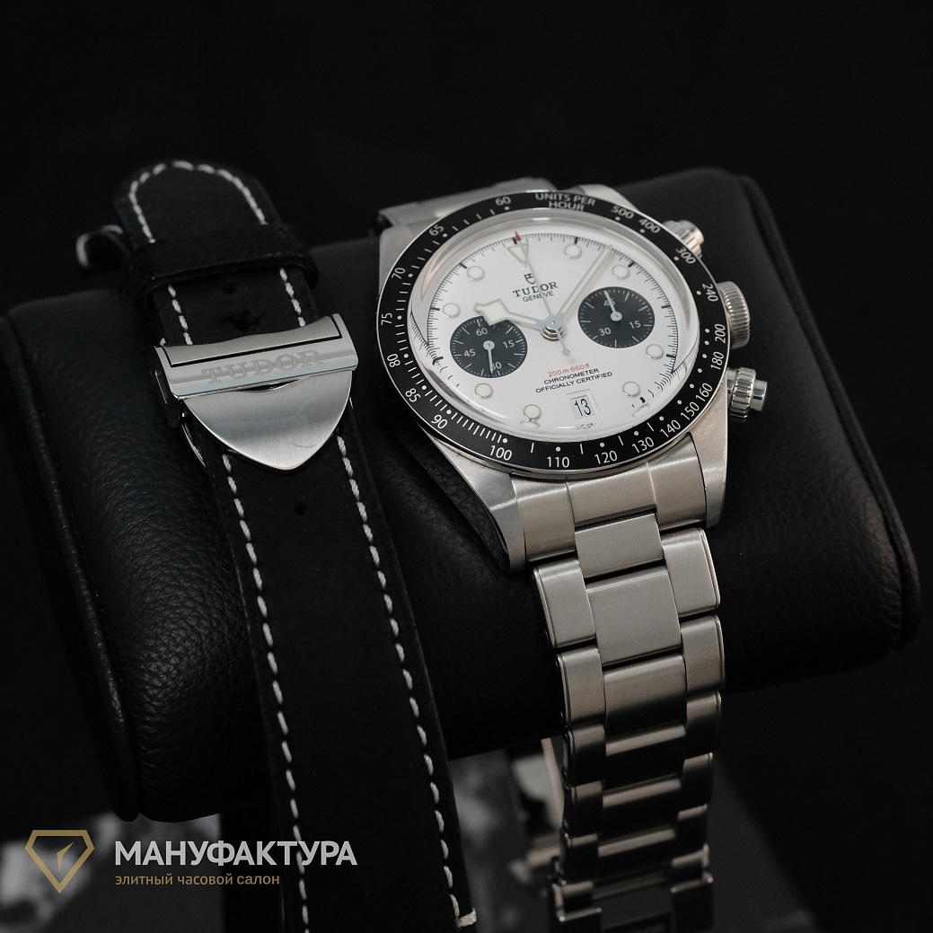 Часы Tudor  Black Bay Chrono White Panda Dial  m79360n-0002