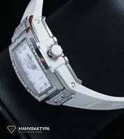 Часы Hublot  Spirit Of Big Bang 39 Titanium Diamonds Paved White  665.NE.2010.LR.1604