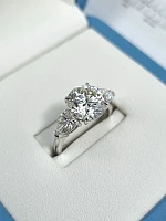 Украшение GIA  Кольцо с бриллиантом 3,33 ct. L/VVS2 (3 Excellent)   
