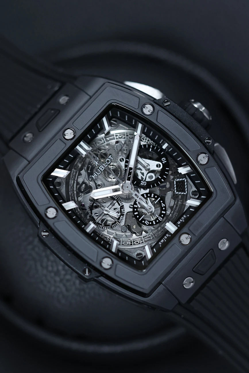 Часы Hublot  Spirit Of Big Bang Black Magic 42mm  642.CI.0170.RX