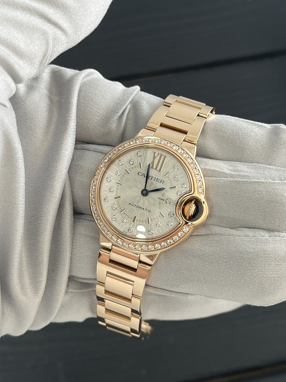 Часы Cartier  Ballon Bleu De Cartier Watch 33 Mm Automatic  WJBB0082