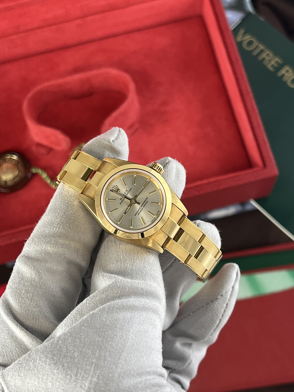 Часы Rolex  Oyster Perpetual Yellow Gold  76188