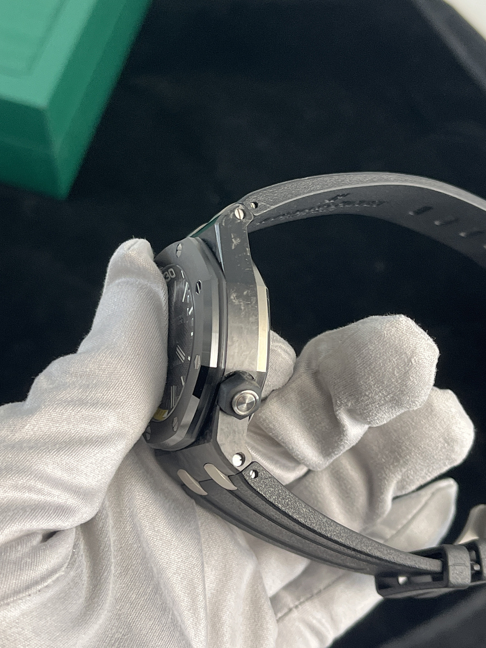 Часы Audemars Piguet  Royal Oak Offshore Diver  15706AU.00.A002CA.01