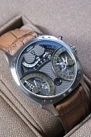 Часы Anton Suhanov (Антон Суханов)  Racer Retro Limited Edition 39Mm Gmt  Racer Retro