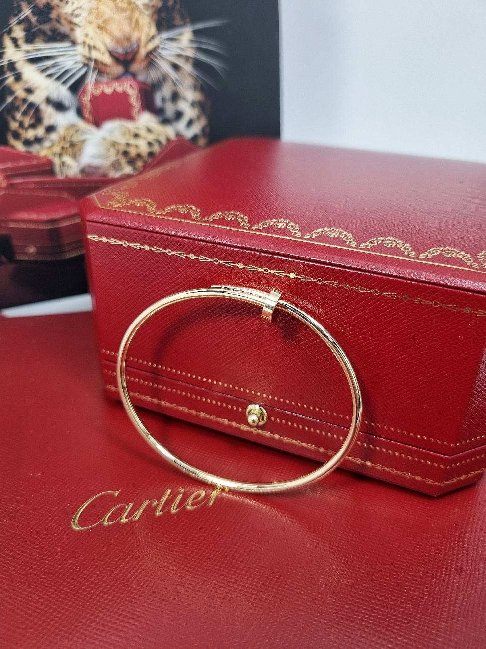 Украшение Cartier  Juste Un Clou Bracelet, Small Model, Yg  B6062617 