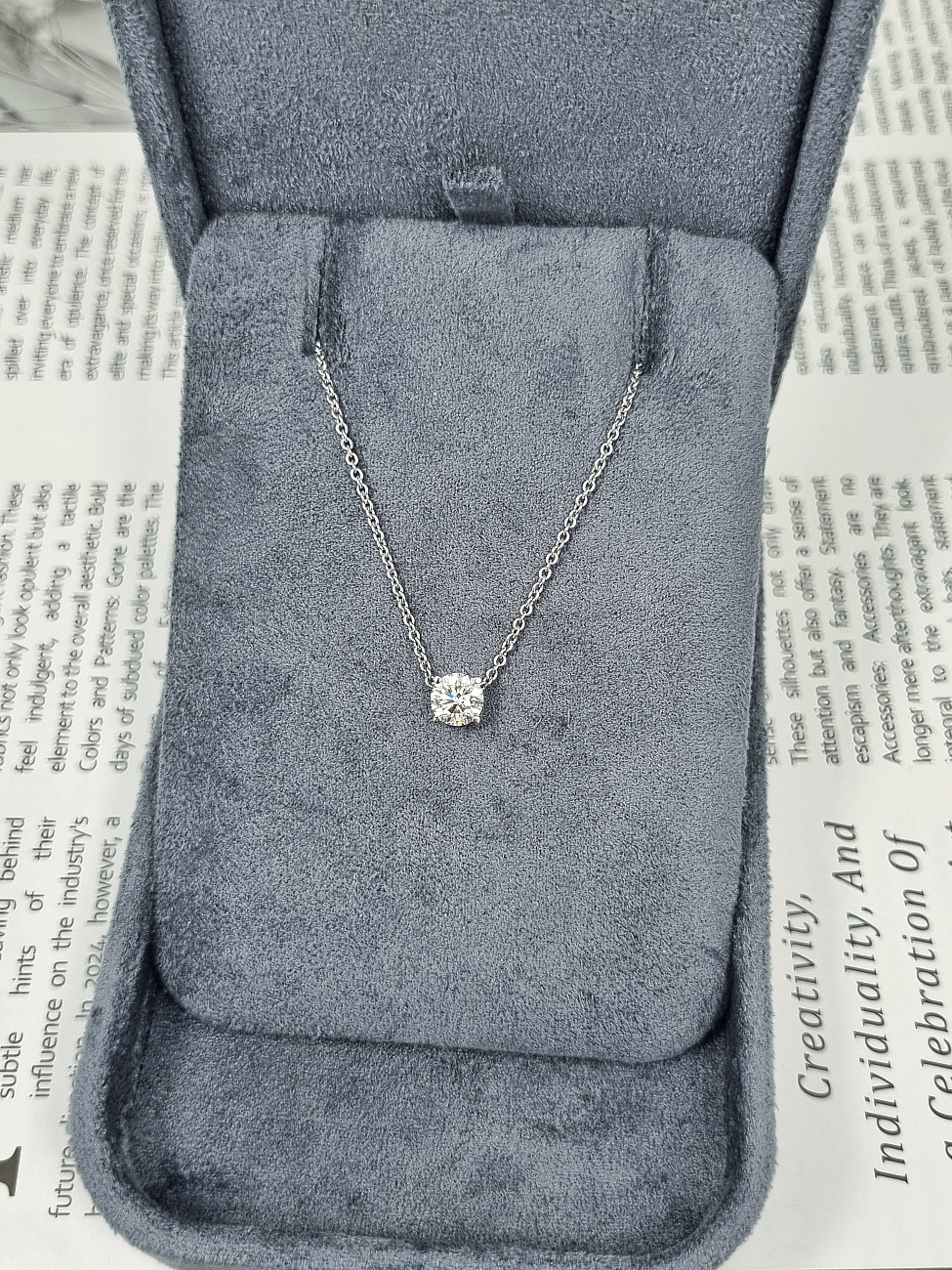 Украшение GIA  Подвеска с бриллиантом 0,77 ct. K/Internally Flawless (3 excellent)   