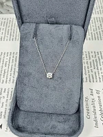 Украшение GIA  Подвеска с бриллиантом 0,77 ct. K/Internally Flawless (3 excellent)   