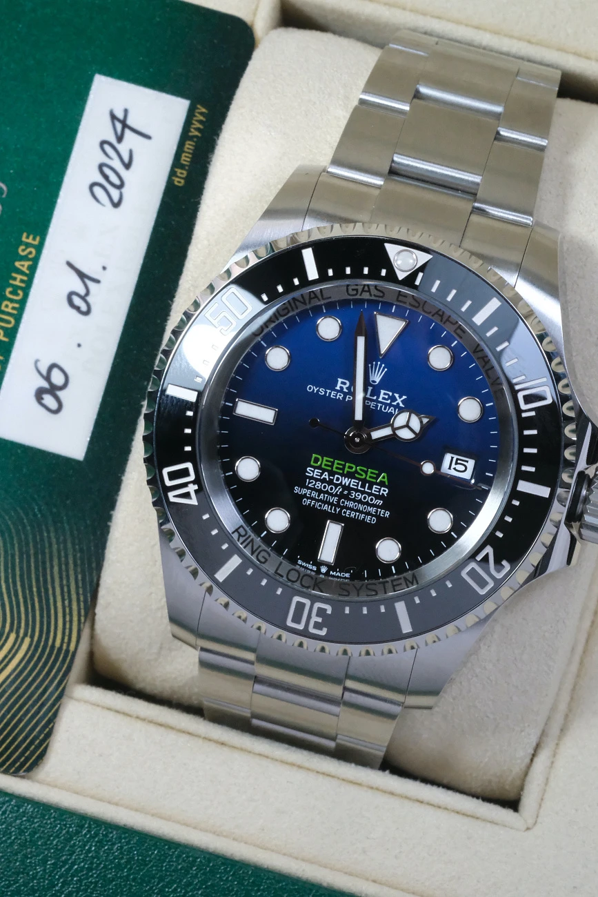 Часы Rolex  Deepsea 44Mm Steel  136660-0003