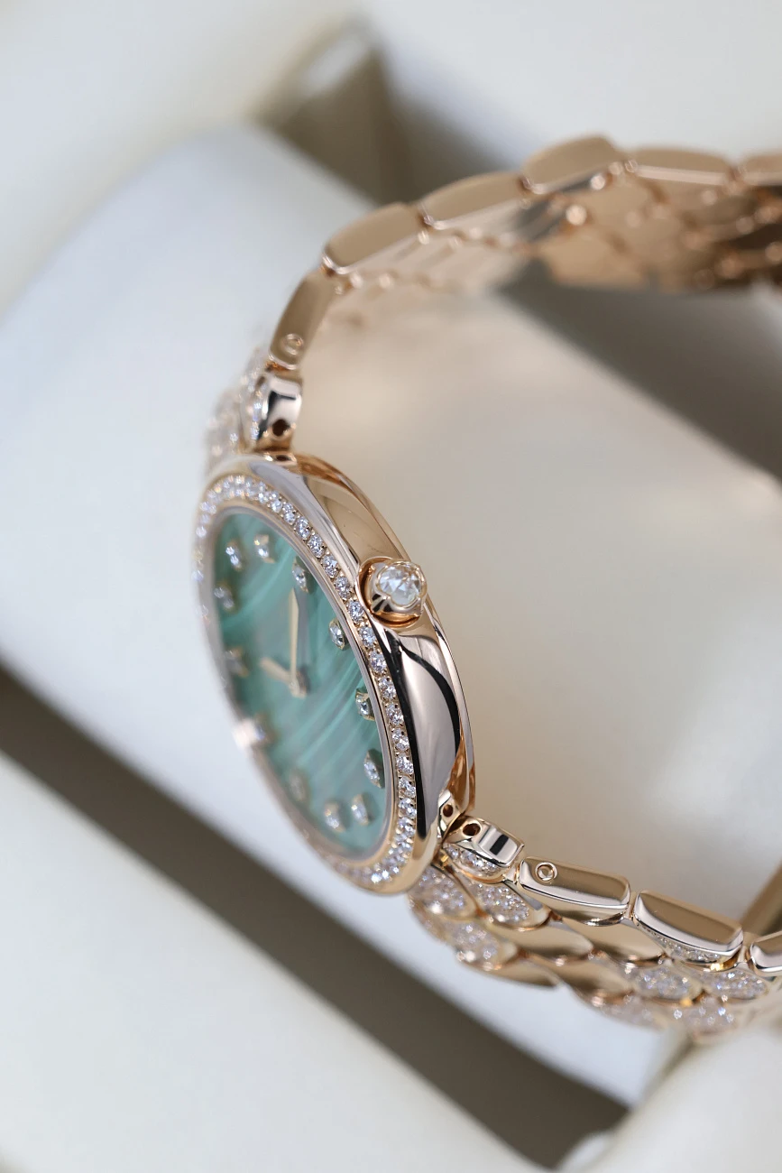 Часы Bvlgari  DIVAS’ DREAM WATCH Malachite Dial 33 mm  103521