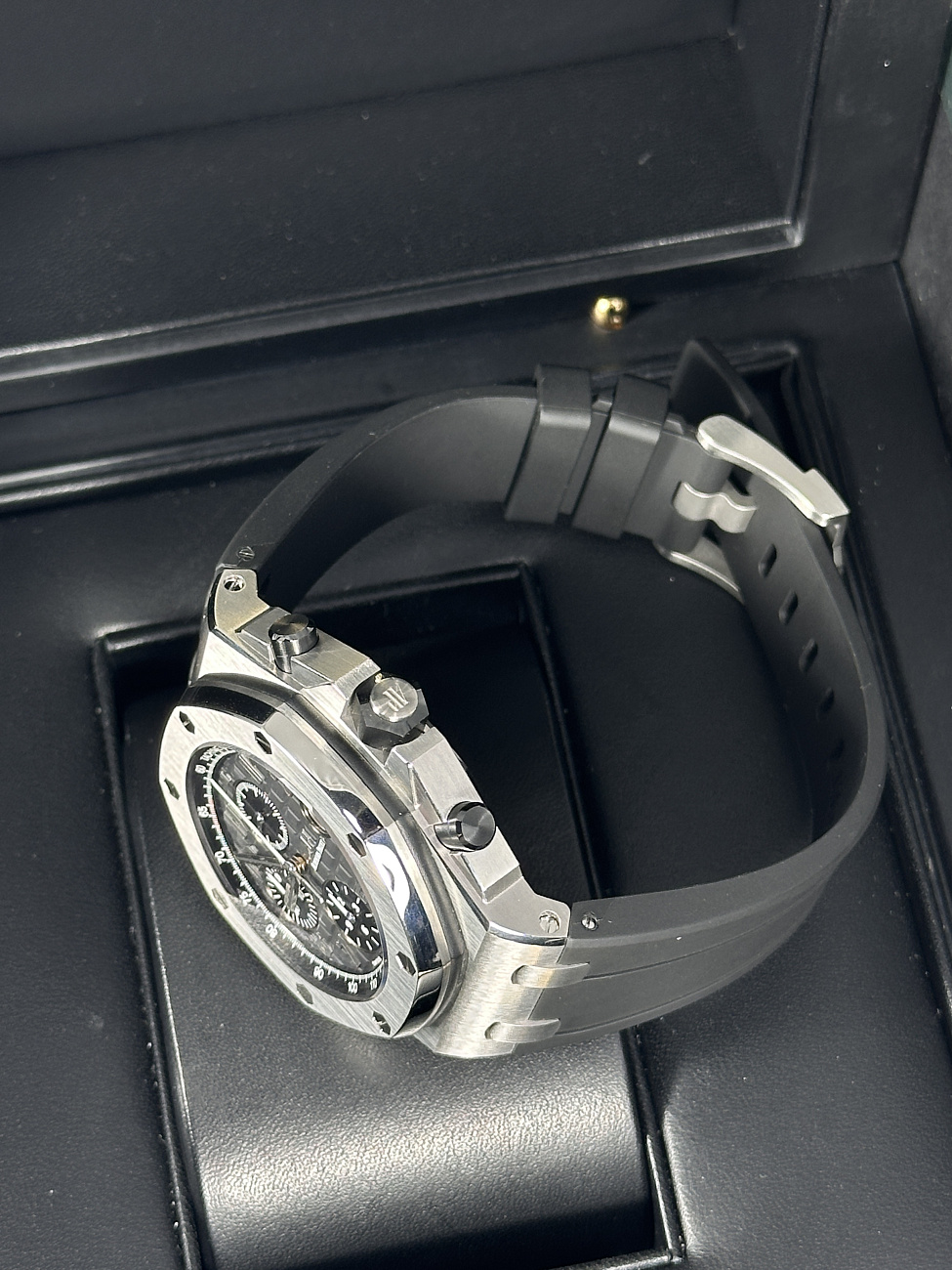 Часы Audemars Piguet  Royal Oak Offshore Chronograph Grey  26470ST.OO.A104CR.01