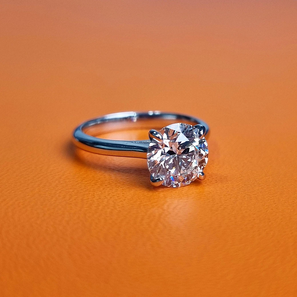 Украшение Bucherer  Кольцо 2,03 ct. G/VS1   